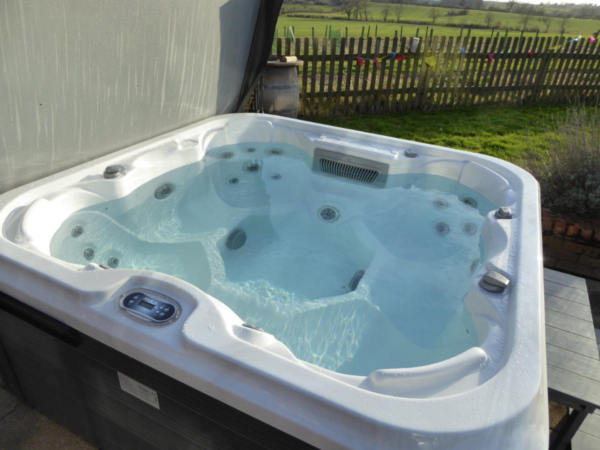 South View Country House Sleeps 12 - Hot Tub - Views Henley-in-Arden Экстерьер фото