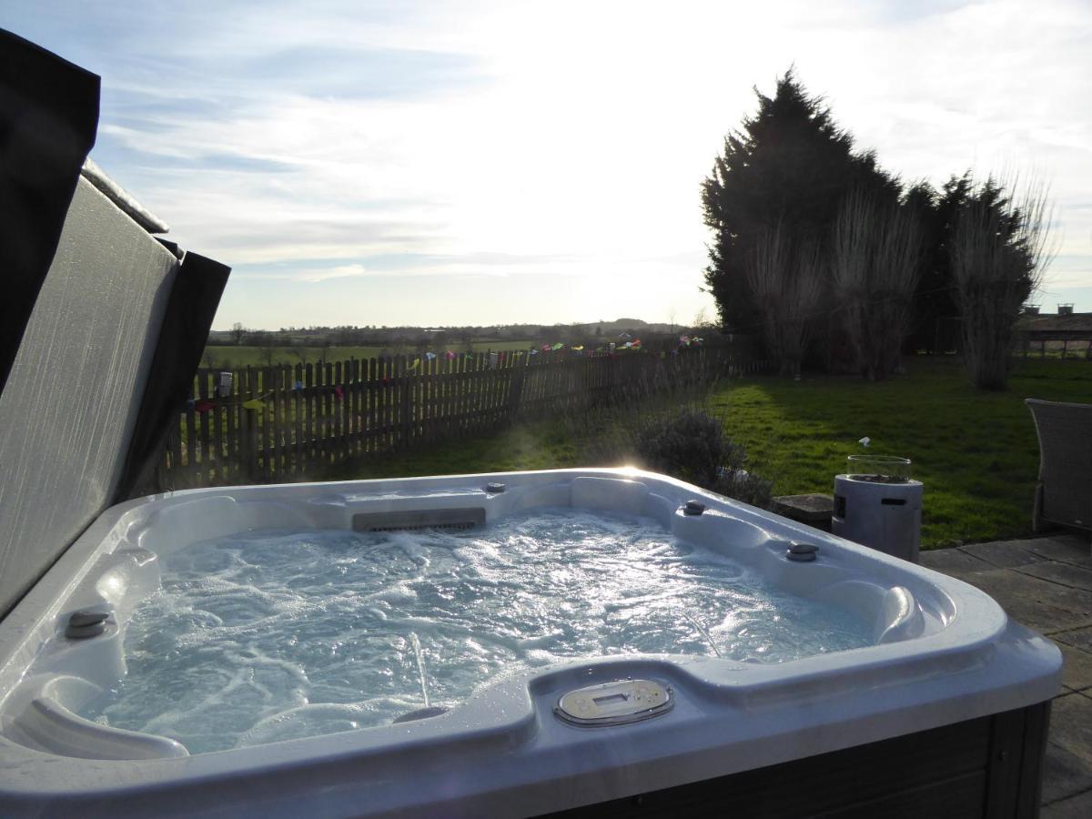 South View Country House Sleeps 12 - Hot Tub - Views Henley-in-Arden Экстерьер фото