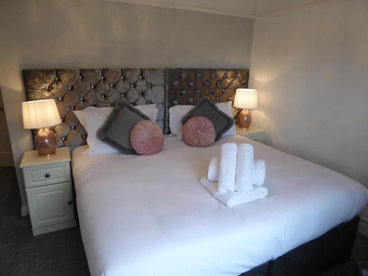 South View Country House Sleeps 12 - Hot Tub - Views Henley-in-Arden Экстерьер фото