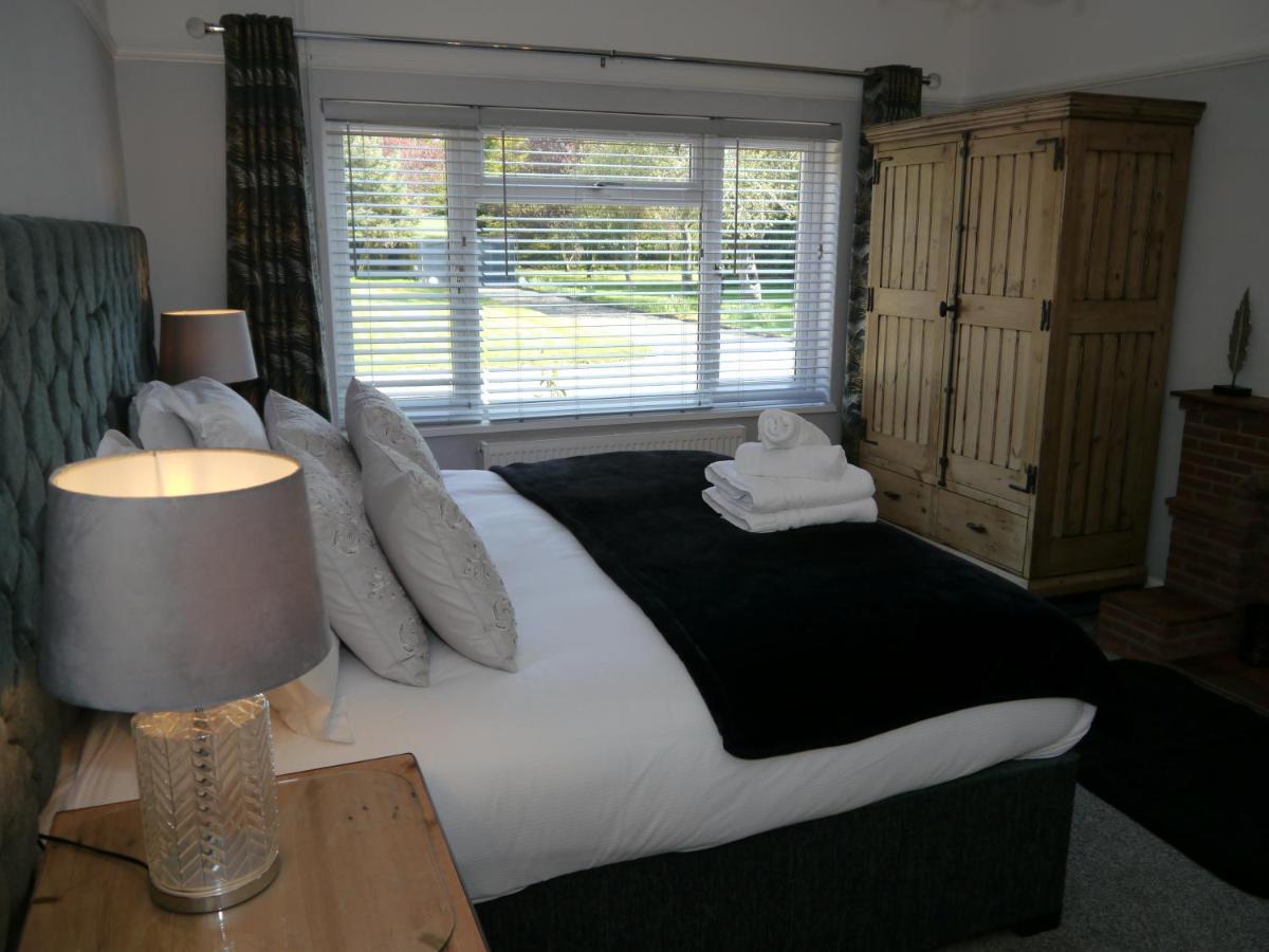 South View Country House Sleeps 12 - Hot Tub - Views Henley-in-Arden Экстерьер фото