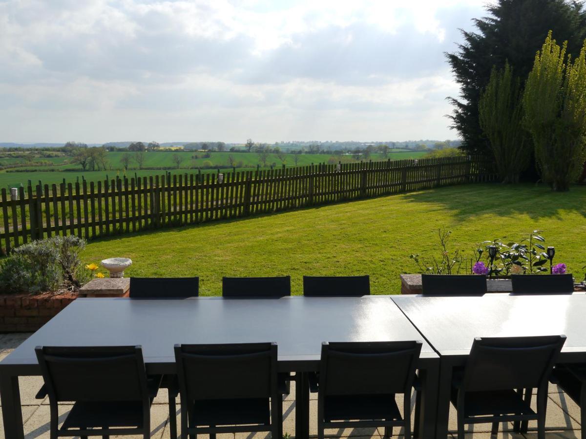 South View Country House Sleeps 12 - Hot Tub - Views Henley-in-Arden Экстерьер фото
