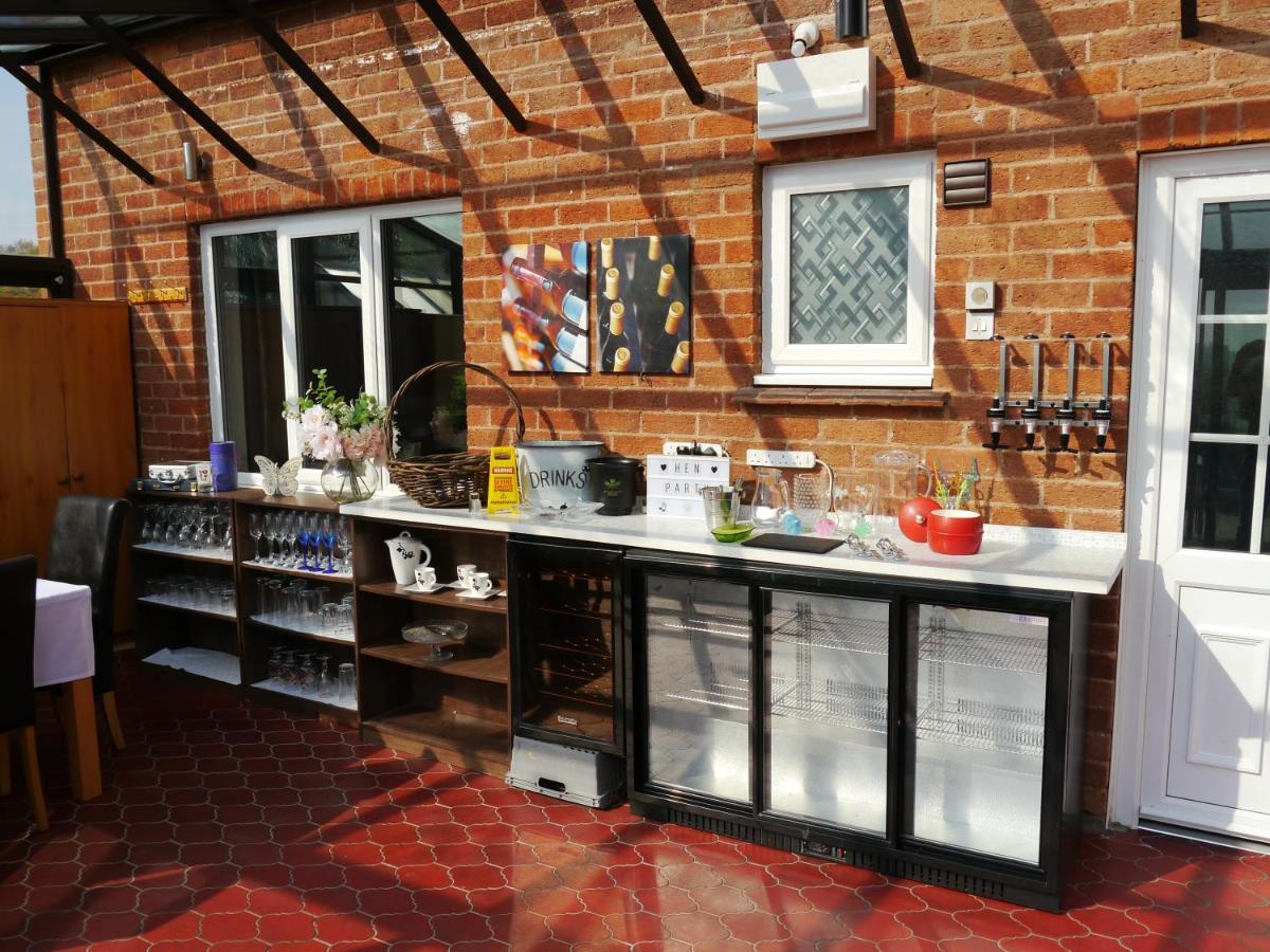 South View Country House Sleeps 12 - Hot Tub - Views Henley-in-Arden Экстерьер фото